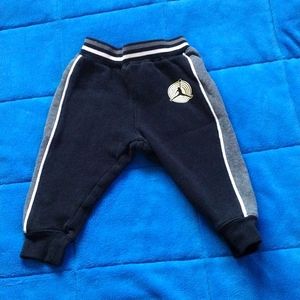 Jordan sweatpants size 18 mo